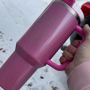 Stanley Starbucks winter pink